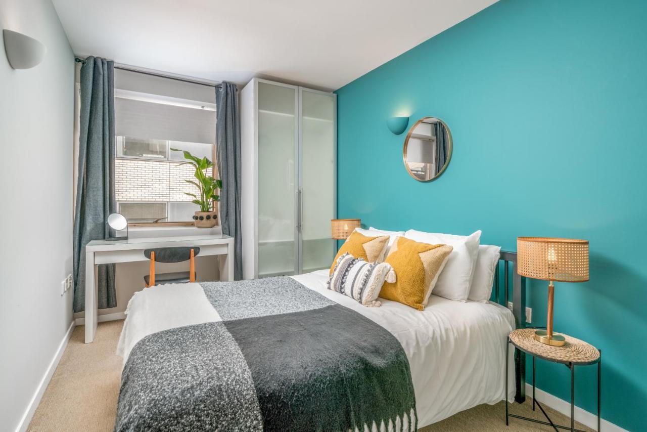 2 Bedroom Apartment With Park Views Shoreditch Londres Extérieur photo