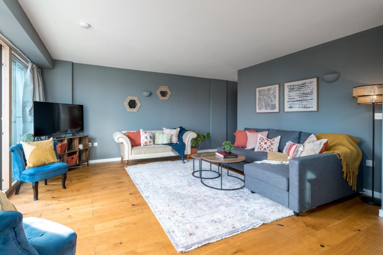 2 Bedroom Apartment With Park Views Shoreditch Londres Extérieur photo